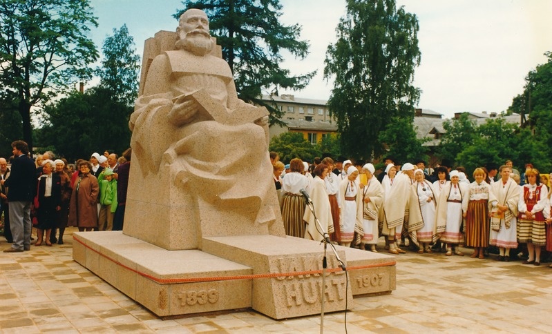 Jakob Hurda mälestussamba avamine, 1994