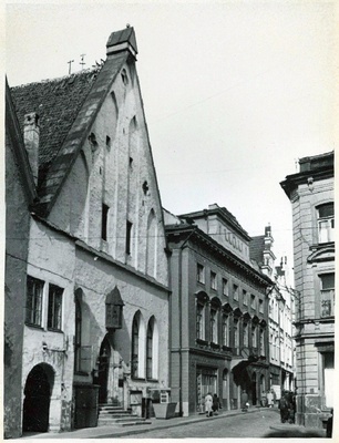 Tallinn, vaade Pikale tänavale Börsi käigu juurest.  duplicate photo
