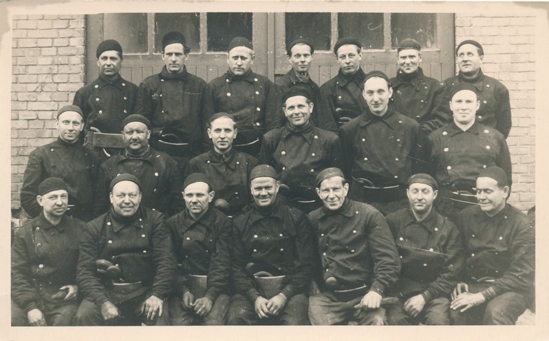 Tartu korstnapühkijad ametiriietuses (töövormis), 1970. aastad.