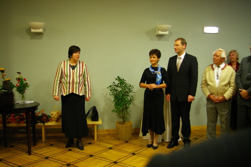 Tartu laulupeomuuseum, avamine. Vasakult: Tartu linnamuuseumi direktor Merike Toomas, kultuuriminister Laine Jänes, Tartu linnapea Urmas Kruuse, dirigent Uno Uiga. 19.10.2007