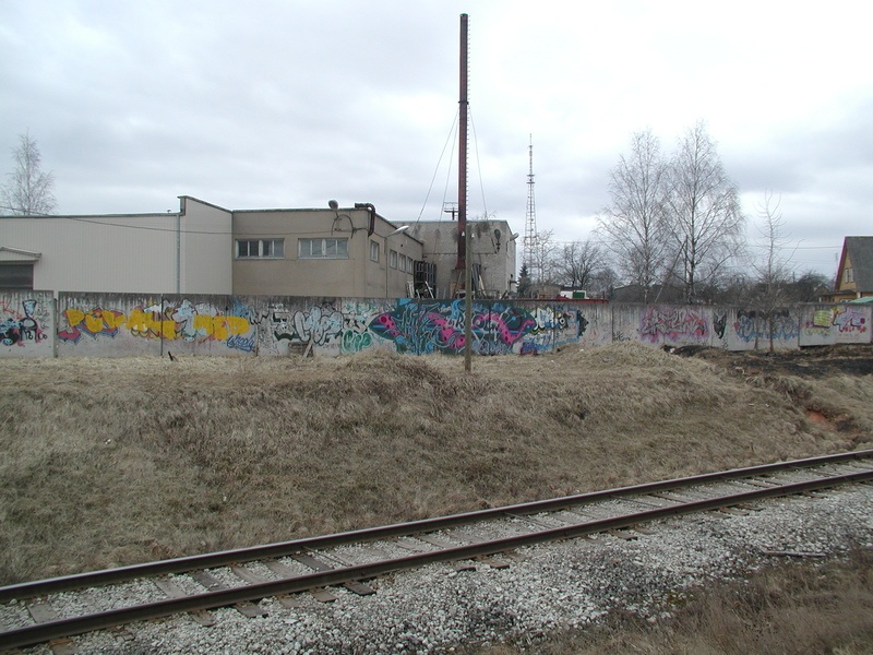 Digifoto. Grafiti avalikus linnaruumis. Tartu, 2004.