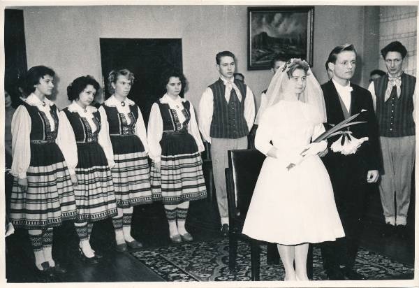 Tartu Linna Perekonnaseisuaktide Büroo. Pulm, abielu registreerimine. 1962