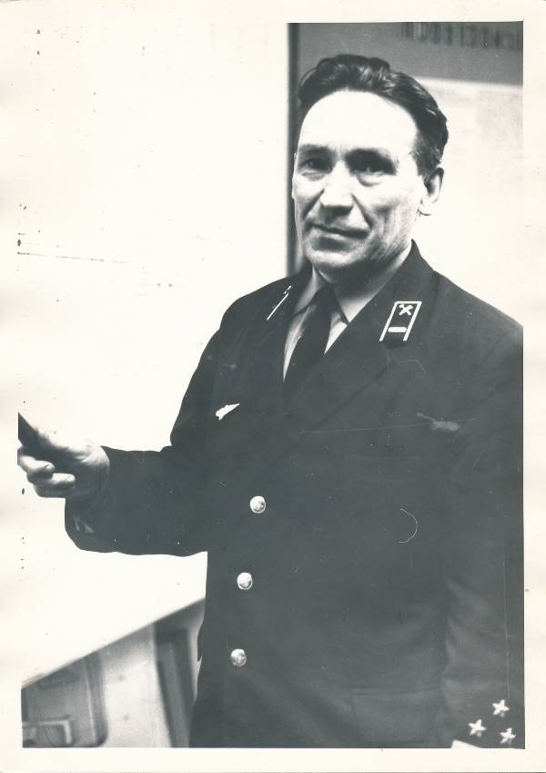 Portreefoto. Tartu Depoo vedurijuht B.Markušev. 1970ndatel.