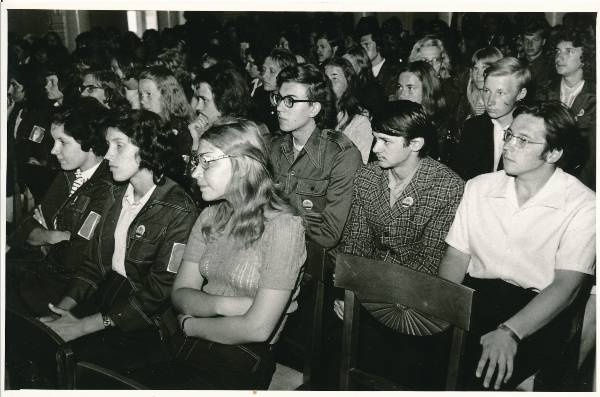 Tartu Ülikool. TRÜ suvelaagri avamine ülikooli aulas. 1970ndatel.