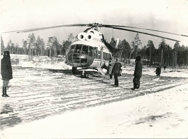 BAM. Ehitustööd Baikal-Amuuri magistraalil. Varustusega saabunud helikopter. Novõi Uojan, 1975-1976.a.