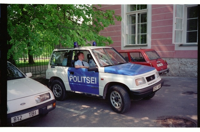 Police car on the front of Toompea Castle