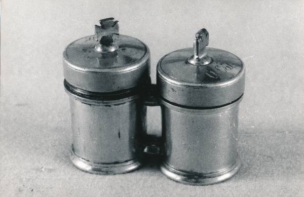 Tartu kirikutes leiduvad kultusesemed. Õlinõud Katoliku kirikus, Veski (Burdenko) tn 1. 1976.a.