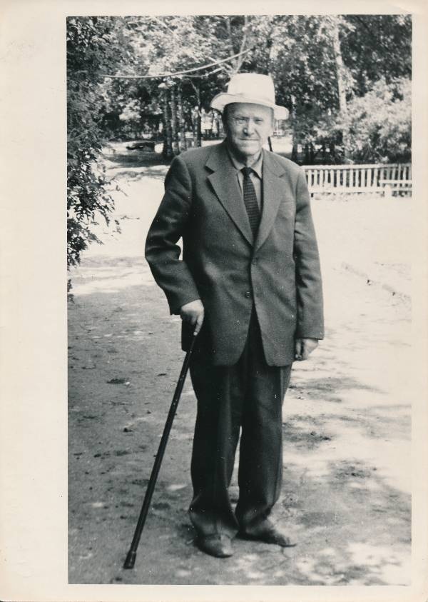 Portreefoto. Läti revolutsioonilise liikumise veteran Karlis Bredis. 1977.a.