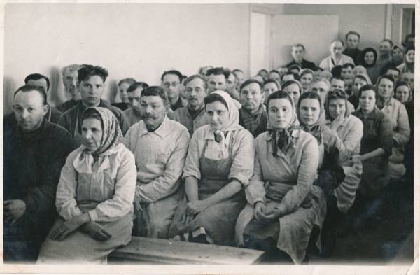 Tartu Lihakombinaat. Töötajate koosolek. 1946.a.
