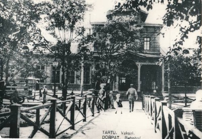 Tartu linnavaade. Vaksal. 20. sajandi algus.  duplicate photo