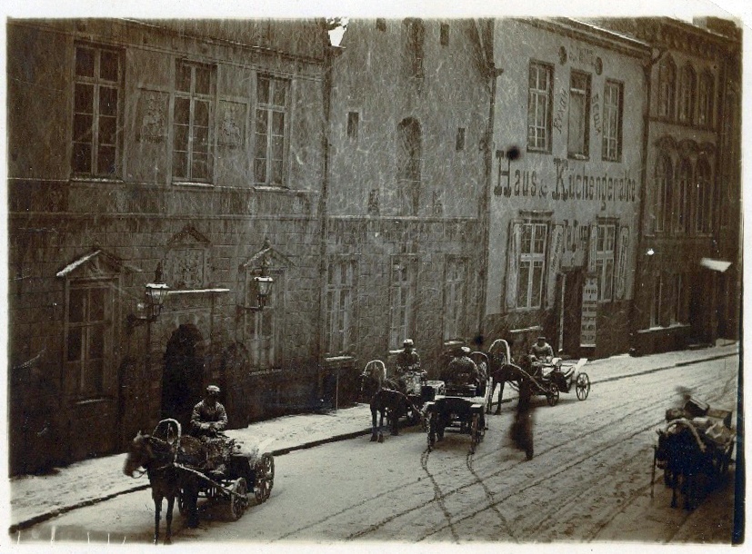 Tallinn, Mustpeade Vennaskonna maja Pikal tänaval.