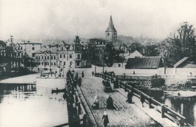 Tartu linnavaade. Puusild ja Lai tn. 20. sajandi algus.  duplicate photo