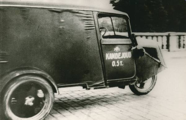 Tartu linnavaade. Auto. 1938.a.