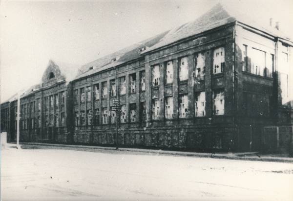 Tartu Ülikool. Zooloogiamuuseum, Vanemuise tn 46. 1944.a.