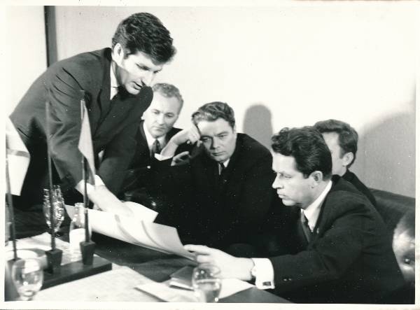 EPA rektor ja minister A Purga, TÜ komitee sekretär M. Kuba ja ÜLKNÜ KK I sektetär Tježelnikov.