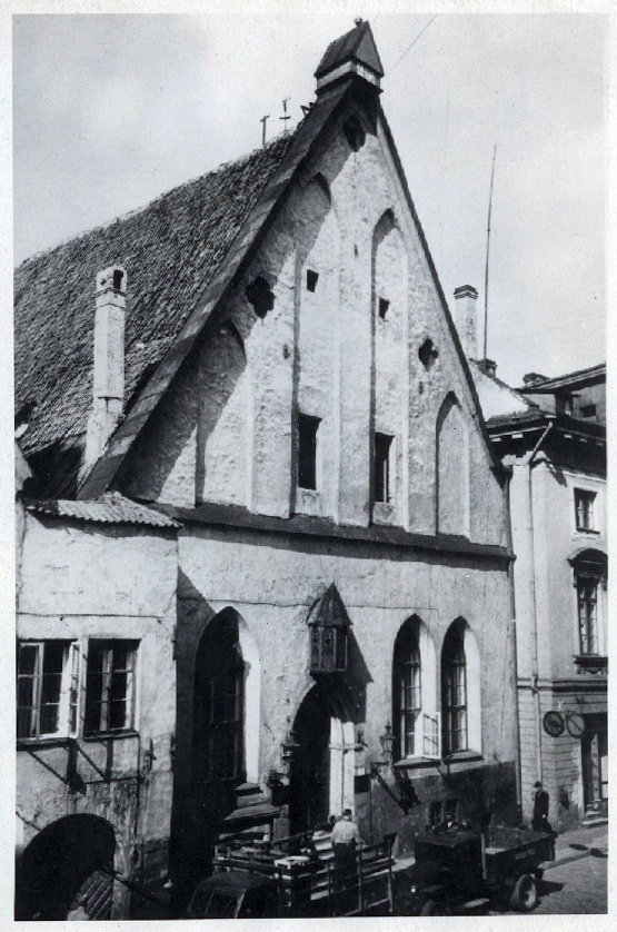 Tallinn, Pikk tänav 17, Suurgildi hoone aastast 1410.