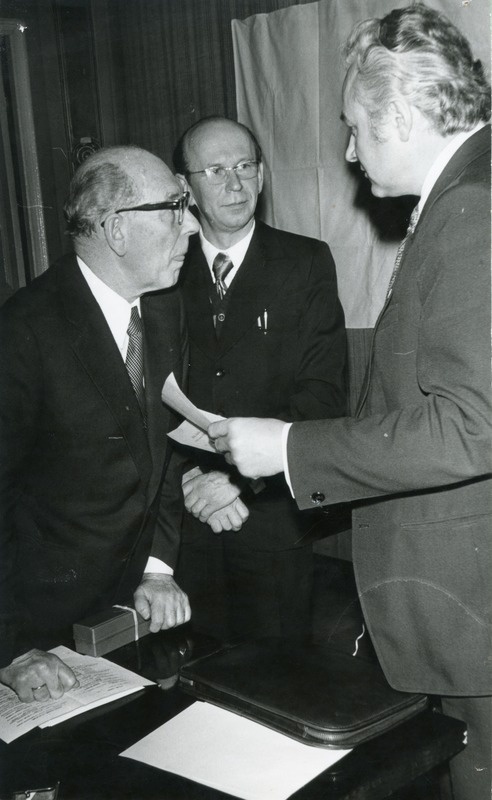 E. Haller, dots.E.Reimets ja rektor A.Rüütel