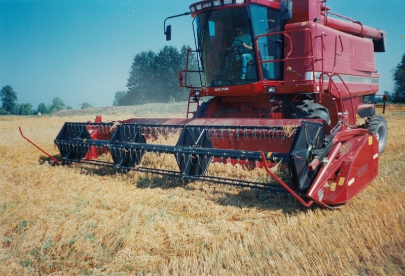 Case 2188 OÜ Väätsa Agro odrapõllul