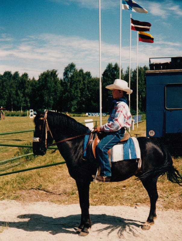 Rahvusvahelised ratsamängud Tallinna Ratsaspordibaasis 14.-16.juuli 1995