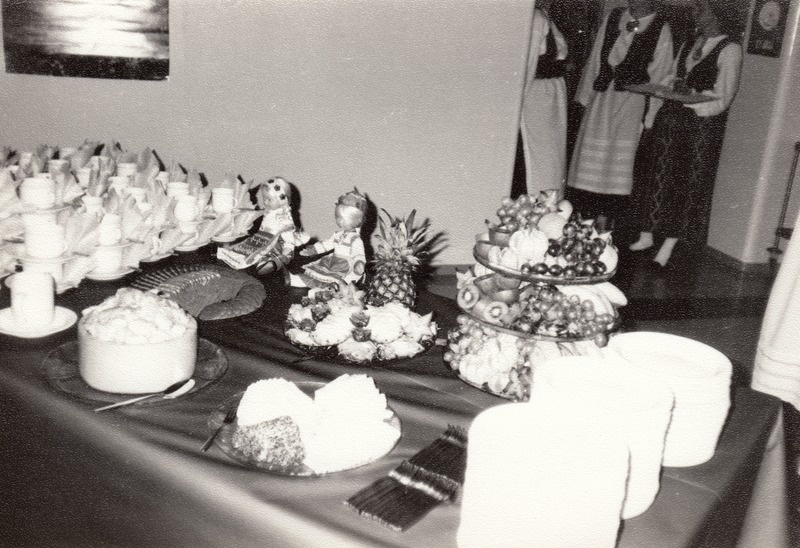 Järvenpää Kodumajandusõpetajate Kooli õpilaste valmistatud road