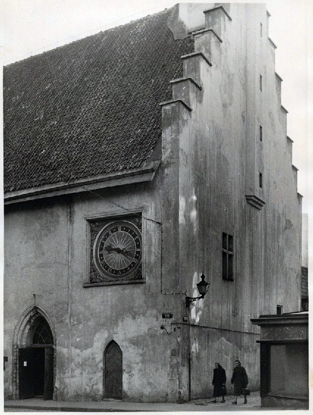 Tallinn, Pühavaimu kiriku vana kell 17. sajandist.
