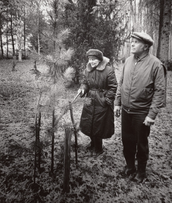 Perekond Heldema poolt rajatud park Koela külas Läänemaal