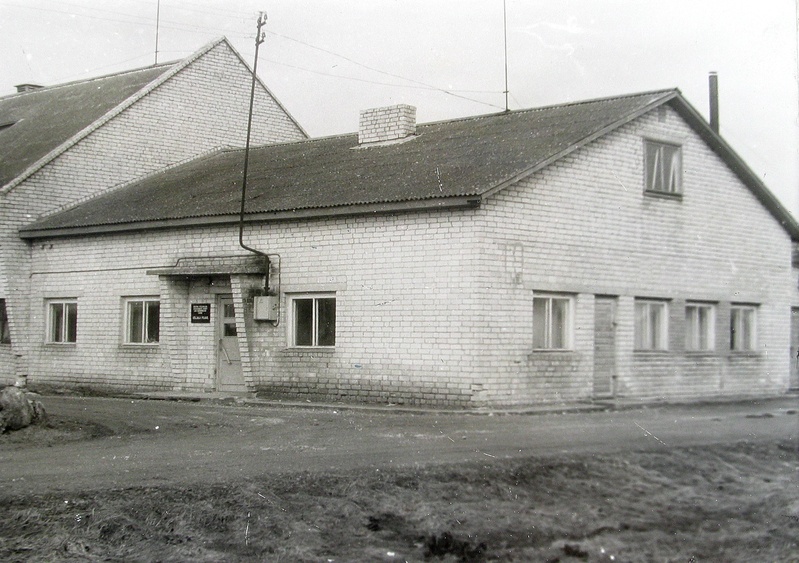 Kõljala KSJ labor ja pullilaut