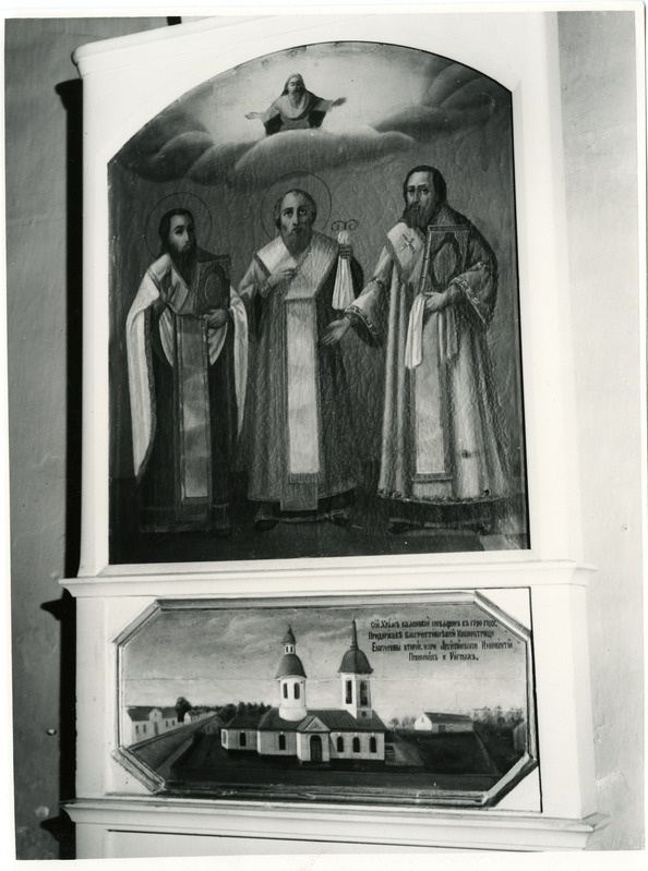 Kuressaare EAÕK Püha Nikolai kirik: ikoon Kolm ülempiiskoppi ja maal Püha Nikolai õigeusu kirik ehitamise ajal