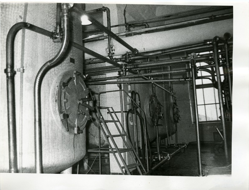 Saaremaa Piimatoodete Kombinaadi kesktsehhi normaliseerimistankid