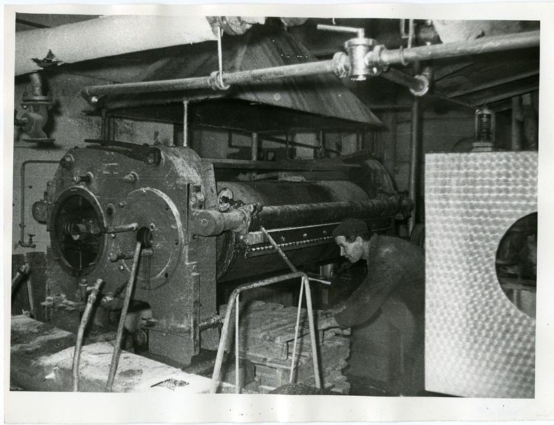 Saaremaa Piimatoodete Kombinaadis pulbrivaltsi remont