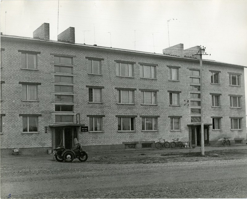 Sõrve sovhoosi elamu Salmel