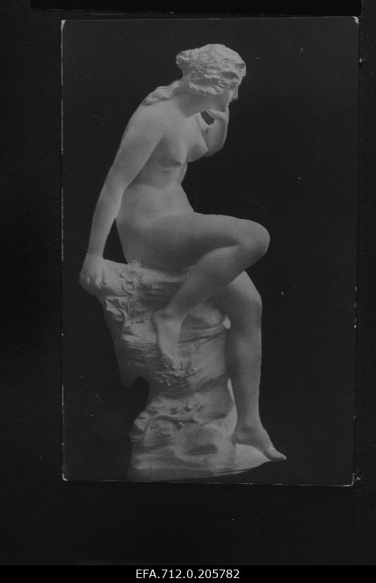 Amandus Adamsoni skulptuur.