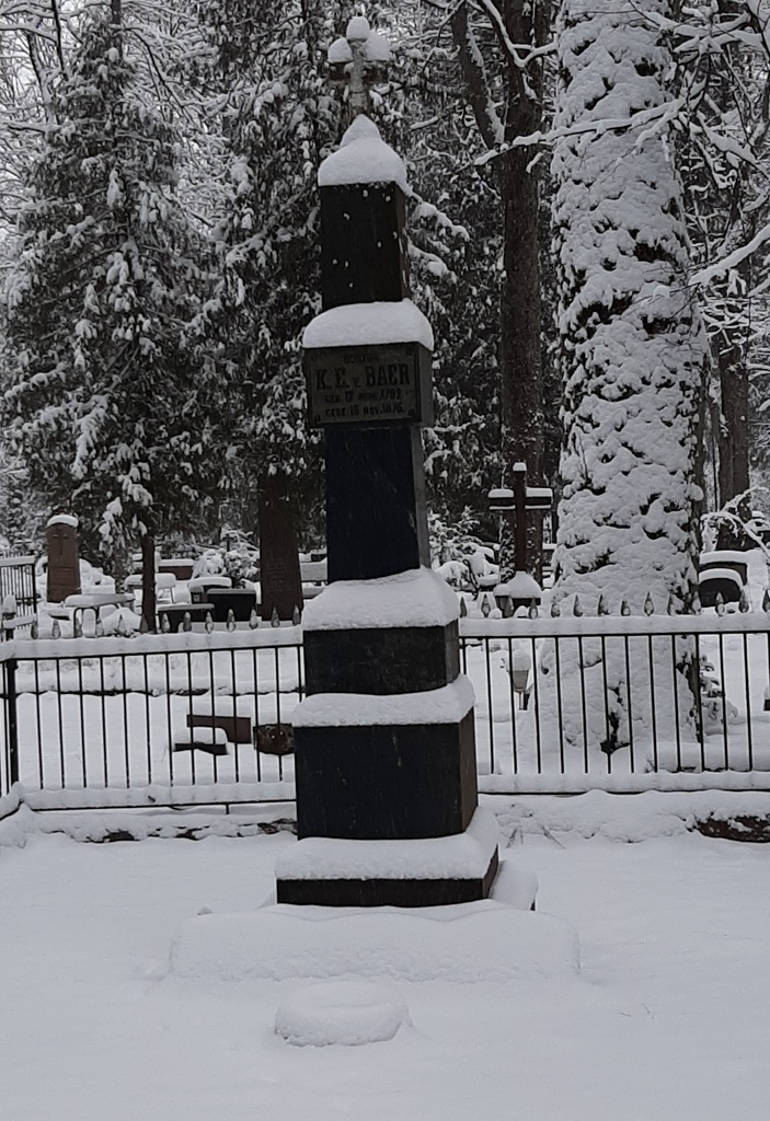 The grave of Baer, K. e. v. Nature scientist-embryologist in Tartu. rephoto