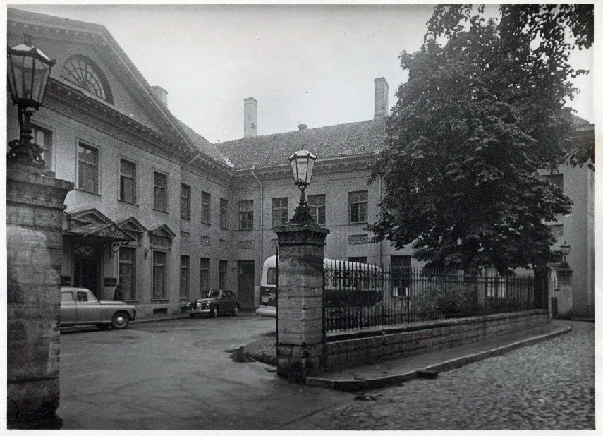 Tallinn, Kohtu tänav 8, Rahandusministeeriumi hoone 19. sajandist.