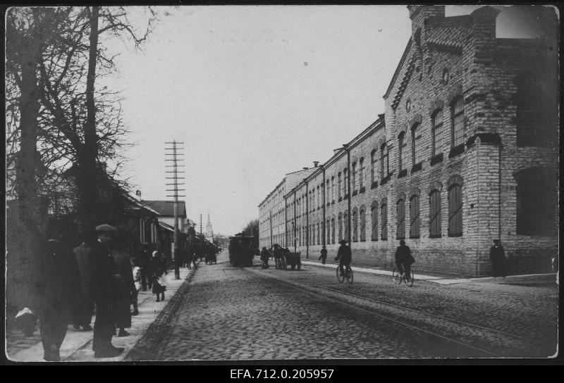 Vaade Lutheri vabrikule.