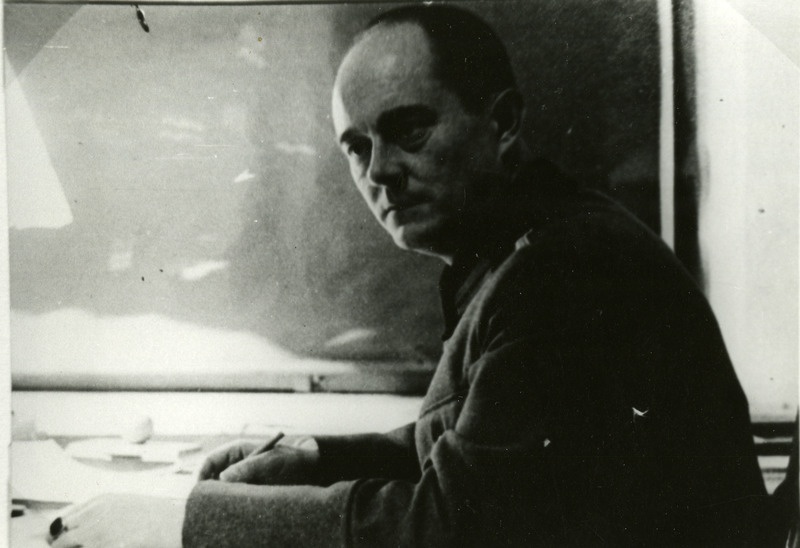 Günther Karl Guido von Rehekampff töölaua taga.