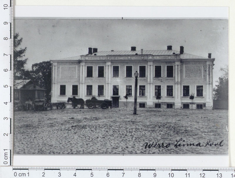 Võru linnakool (taastatud reprost)
