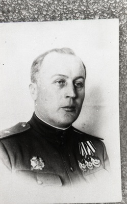 Karl Allikas  duplicate photo