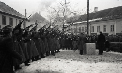 Saaremaa 1919. a. mässu mälestussambale nurgakivi panek endisel Vabadussõja mälestussamba platsil  similar photo