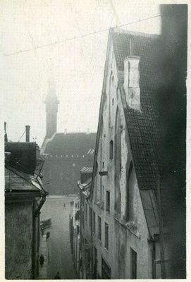 Tallinn, Pikk tänav 12, Riesenkampf'i maja otsaviil Mündi tänava pool.  duplicate photo