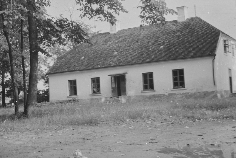 Õisu mõisa valitsejamaja (nn vana härrastemaja)