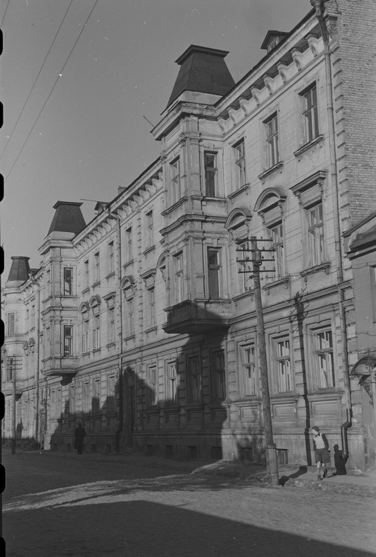 Tartu Riikliku Ülikooli Ühiselamu Tiigi tänaval