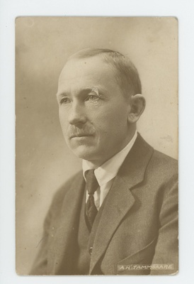 Anton Hansen-Tammsaare, 1930  duplicate photo