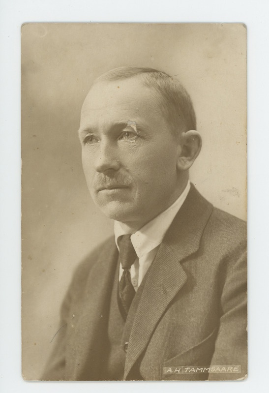 Anton Hansen-Tammsaare, 1930