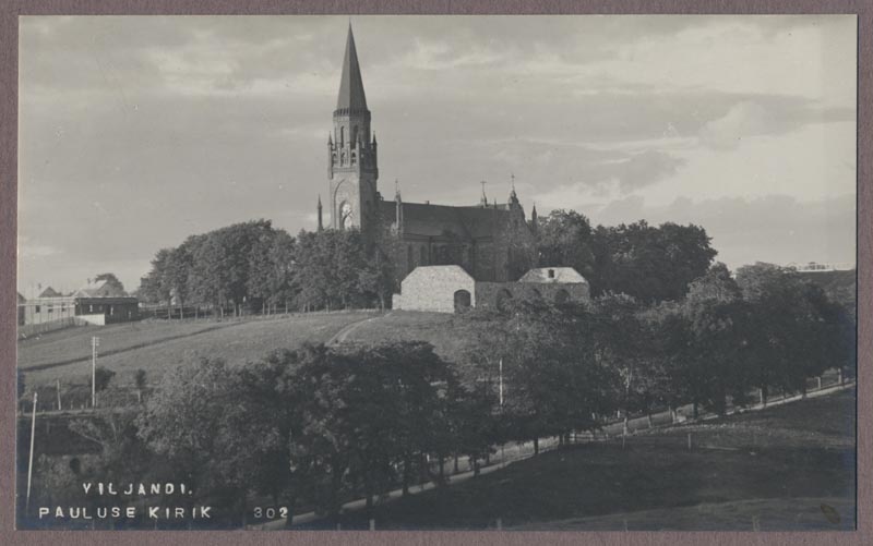 Photo, Viljandi, Valuoja org and Paulus Church from the Old Rain
