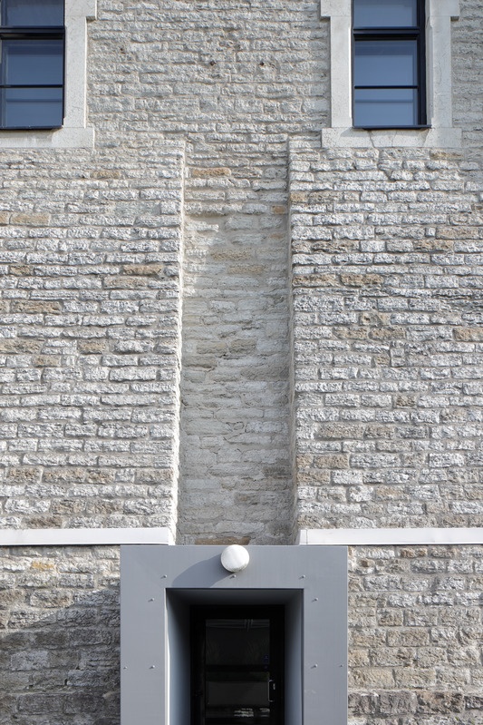 Rotermanni soolaladu, Eesti Arhitektuurimuuseum. Peafassaad, detail