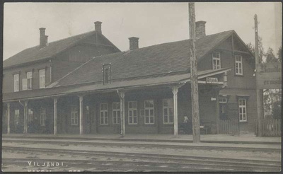 Postcard, Viljandi, Kantreküla, Viljandi Railway Station  duplicate photo
