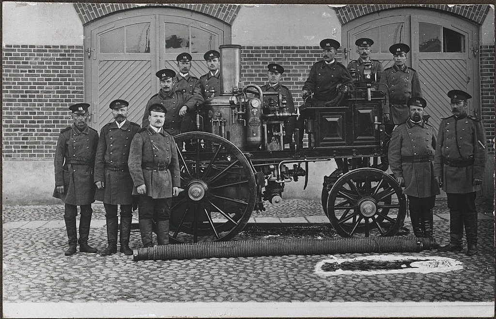 Tartu VTS auruprits Wassermaus koos meeskonnaga