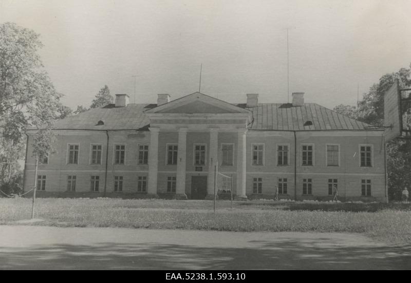 Aruküla mõisa peahoone