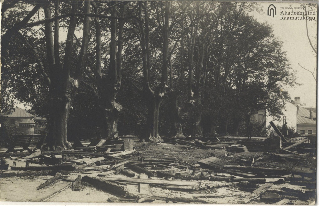 Tallinn. Burned building on Skoone bastion